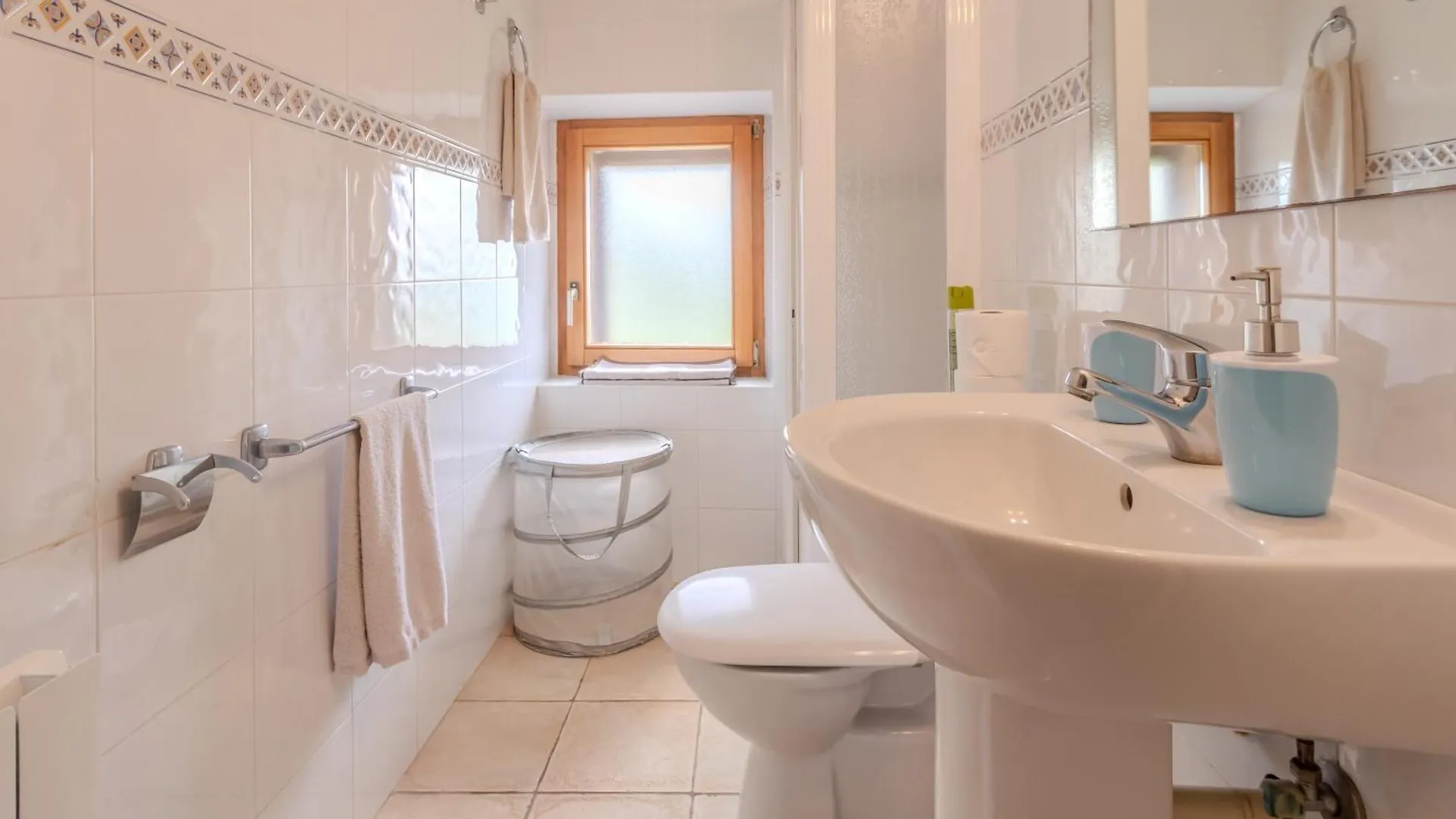 La Pahissa De Can Abras Casa Rural Gerona 0*,